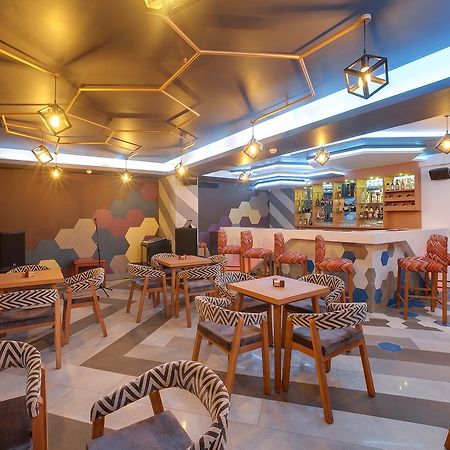 西河尼特休憩酒店 古瓦哈提 外观 照片